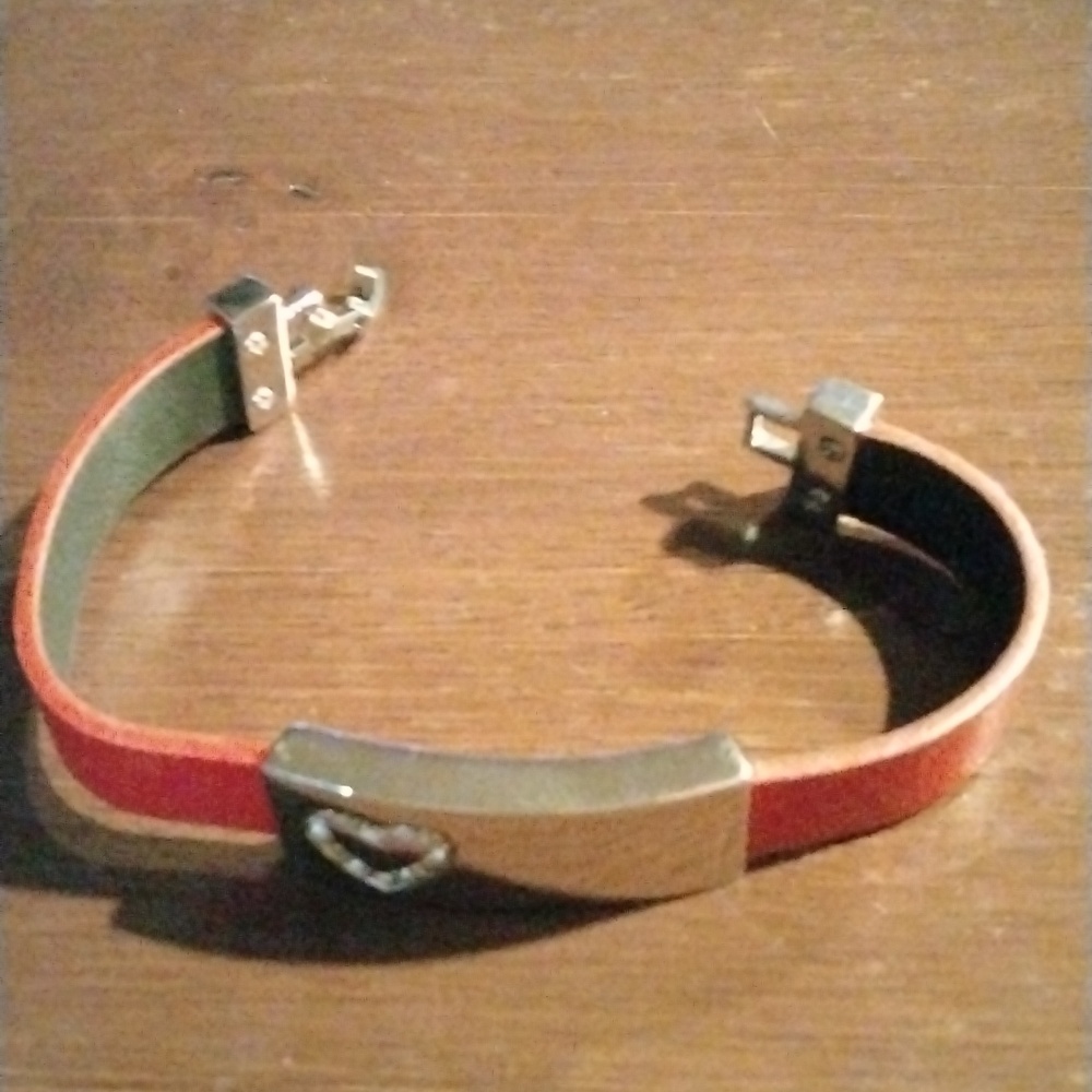 Red Band Silver Heart/ Rhinestones - Picture 2 of 4